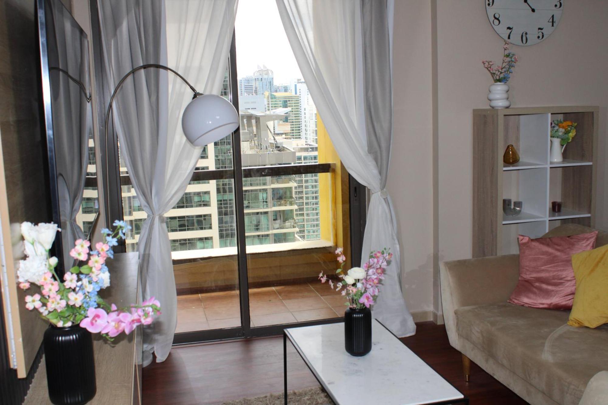 Urban Panda Skyview Homestay Jbr Dubai Eksteriør billede